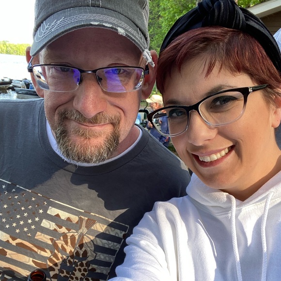 Meet your Posher, Lynette - Picture 2 of 2